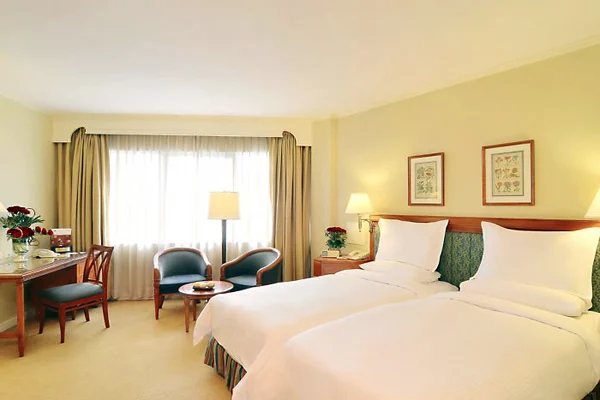 Mandarin manila-room-deluxe-room-1