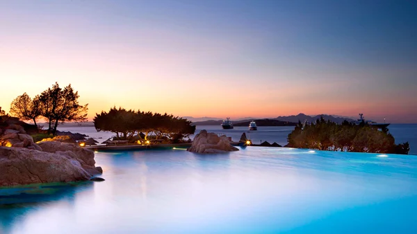 Hotel_Pitrizza_Swimming_Pool_Infinity